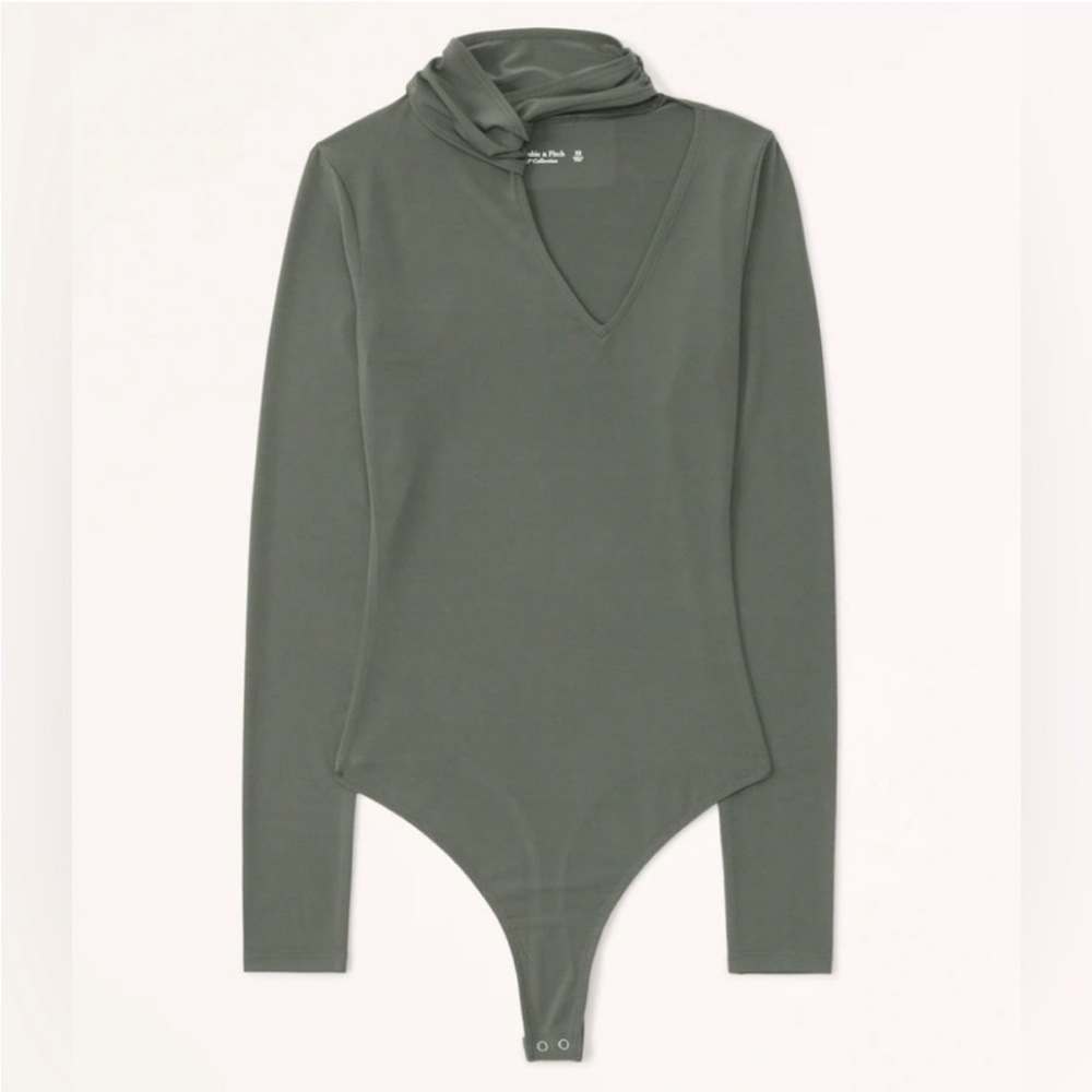 Abercrombie & Fitch Long Sleeve Cutout BodySuit